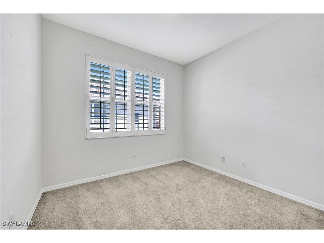 2015 Crestview Way #17B Naples FL 34119 225073604 image18