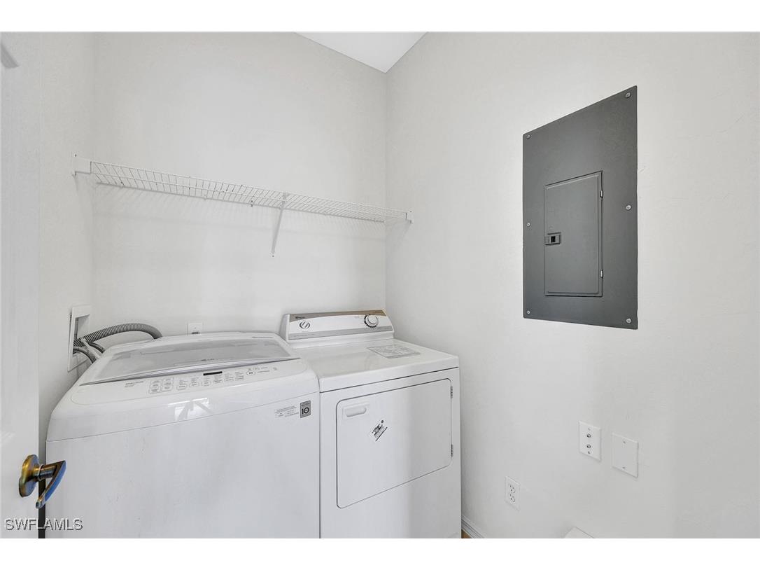 2015 Crestview Way #17B Naples FL 34119 225073604 image19