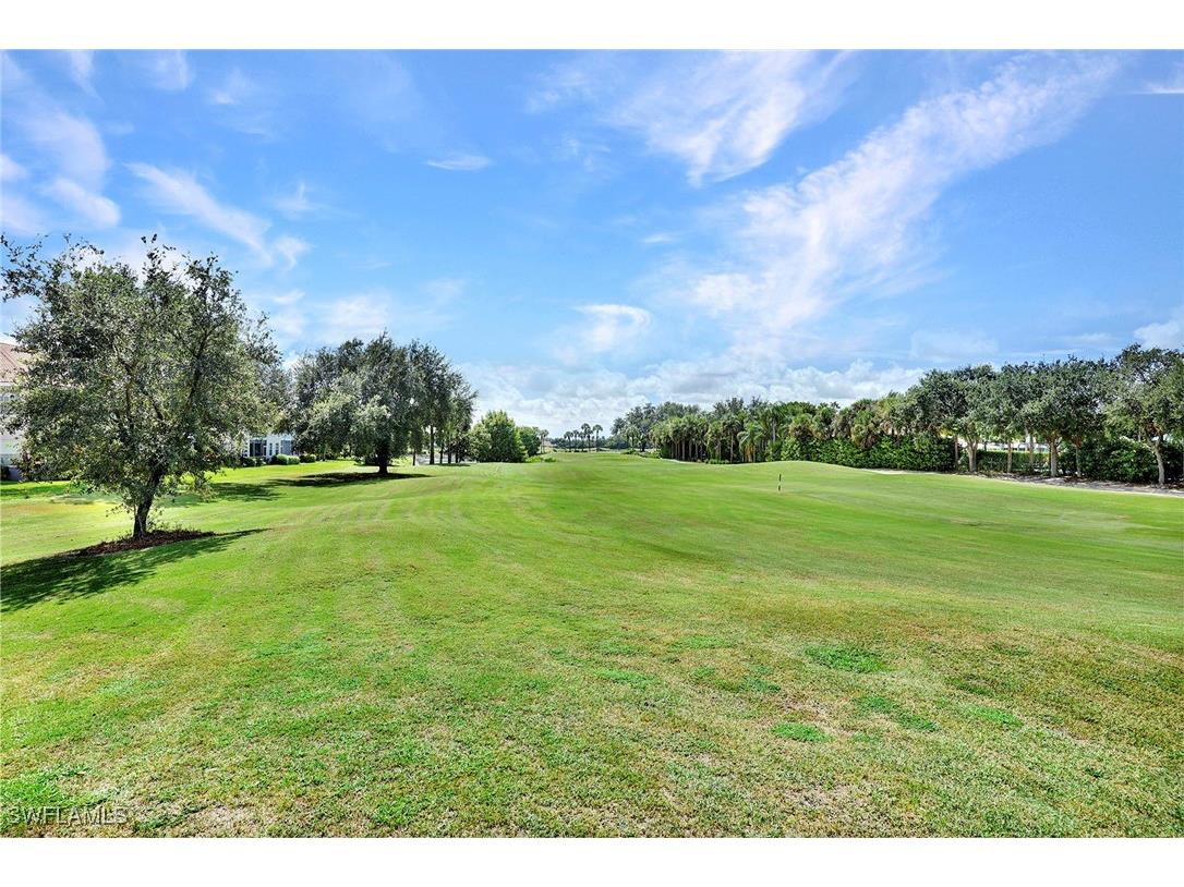 2015 Crestview Way #17B Naples FL 34119 225073604 image22
