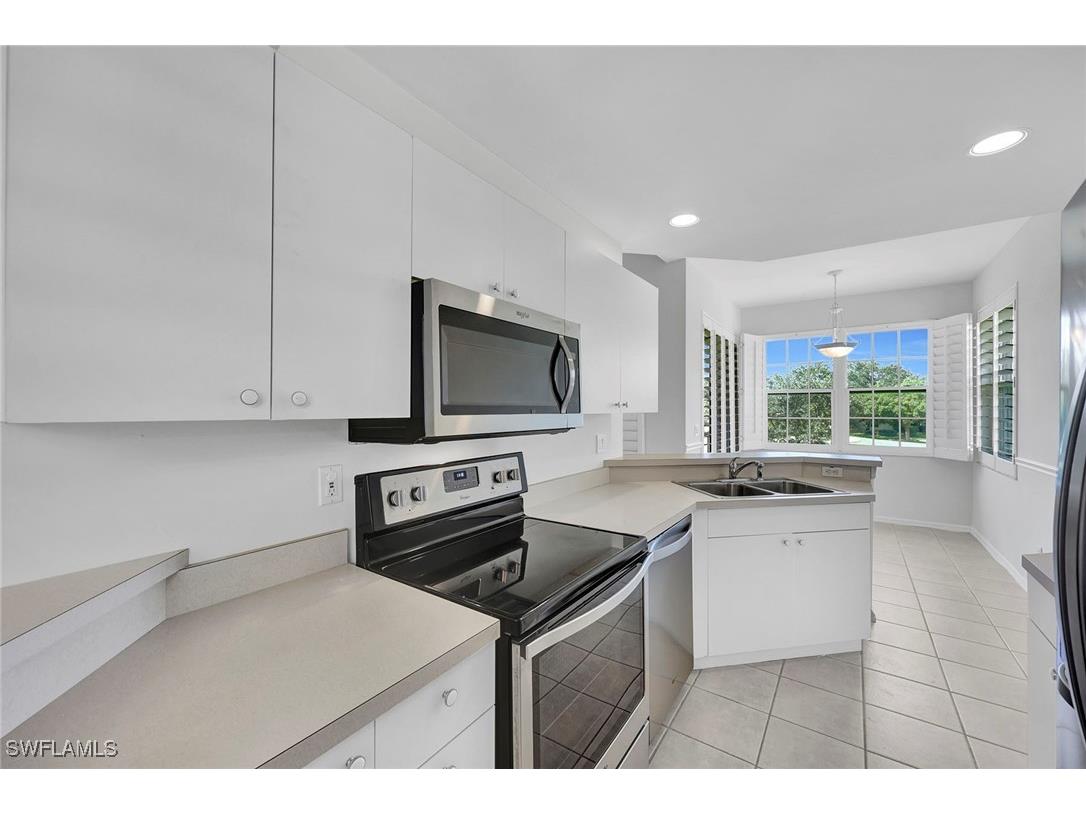 2015 Crestview Way #17B Naples FL 34119 225073604 image8