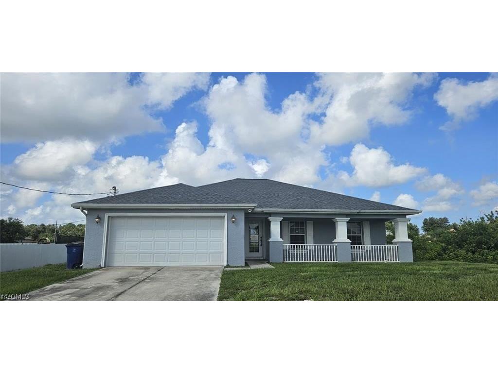 2015 Xelda Avenue N Lehigh Acres FL 33971 2026007447 image1