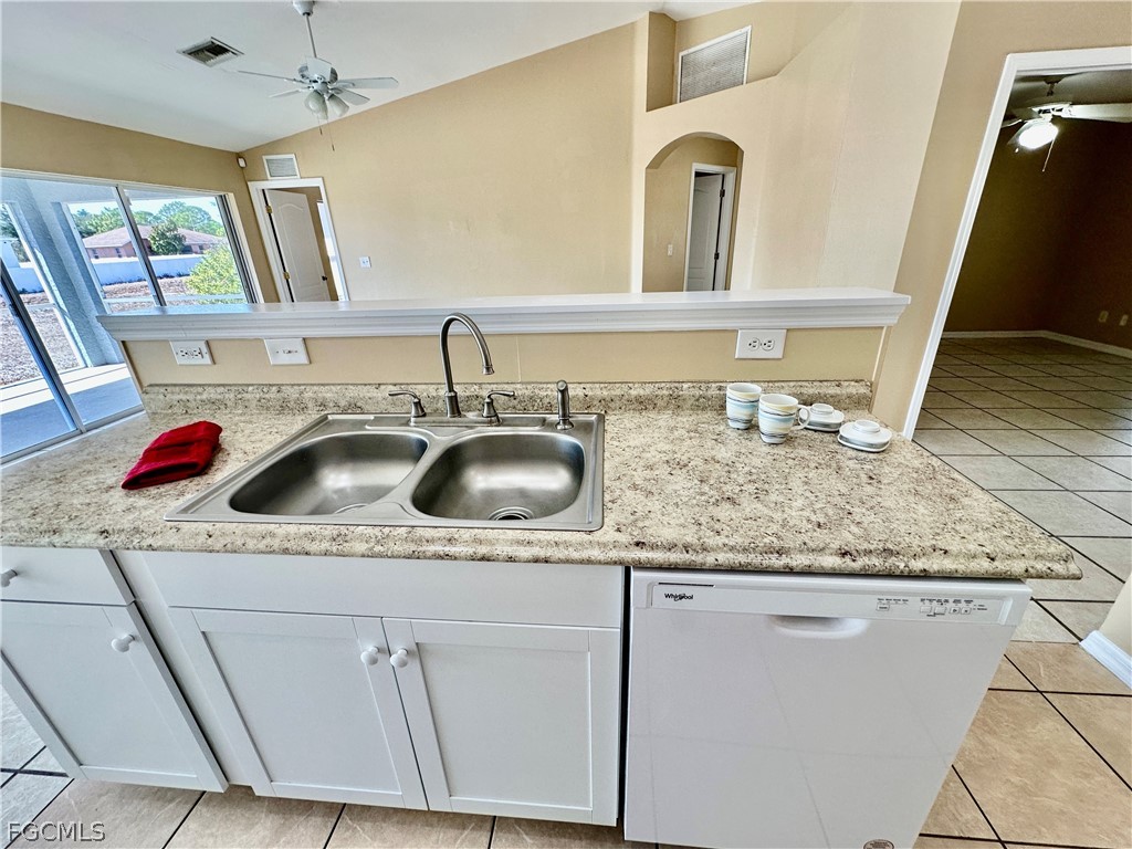 2015 Xelda Avenue N Lehigh Acres FL 33971 2026007447 image13