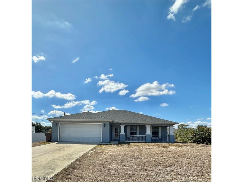 2015 Xelda Avenue N Lehigh Acres FL 33971 2026007447 image2