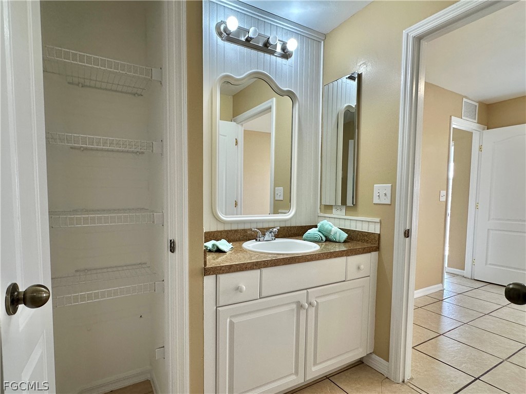 2015 Xelda Avenue N Lehigh Acres FL 33971 2026007447 image40