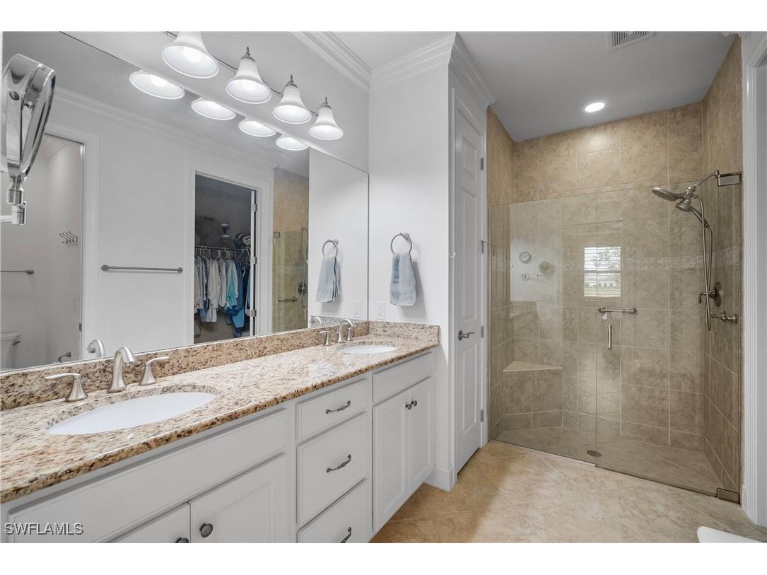 20150 Torch Key Way Estero FL 33928 225083311 image8