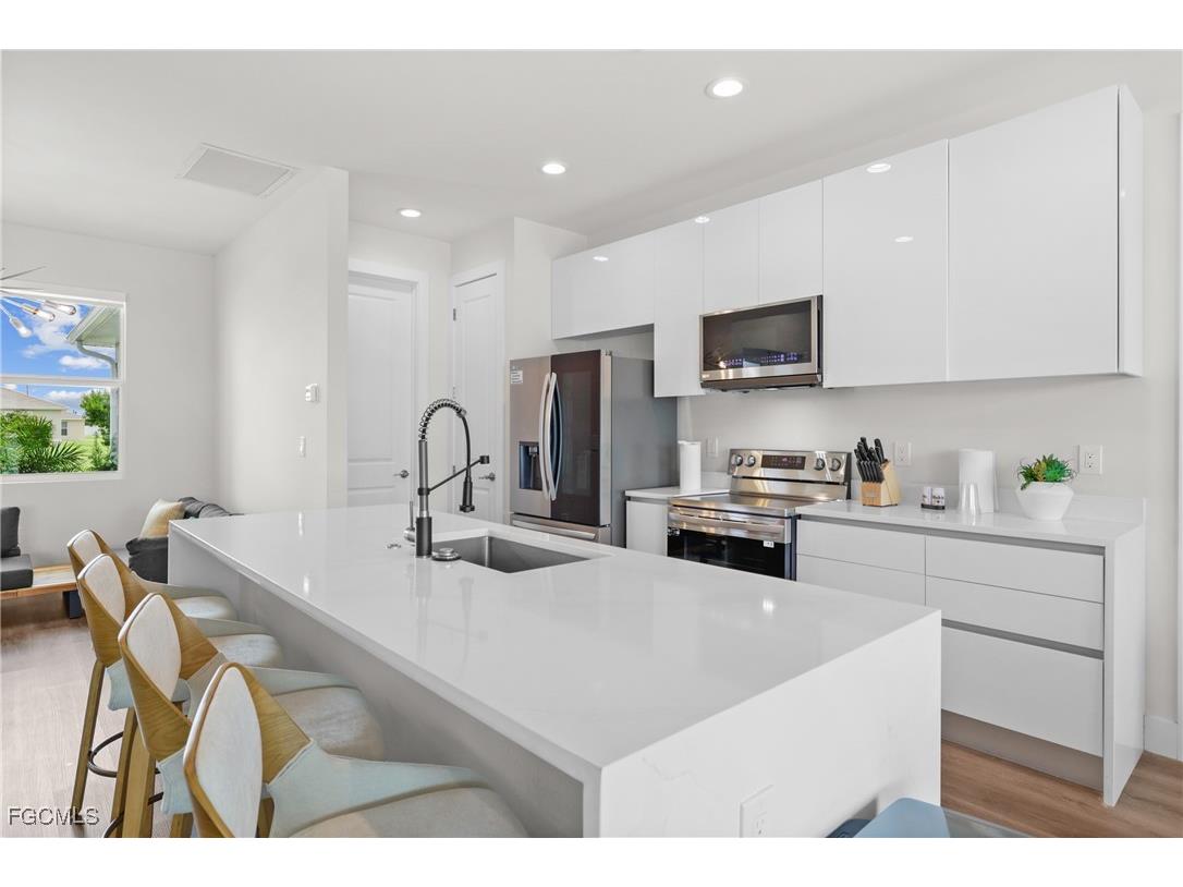 2016 NW 1st Avenue Cape Coral FL 33993 2025011194 image17