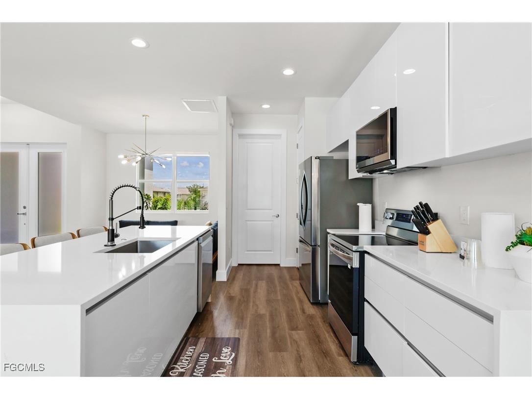 2016 NW 1st Avenue Cape Coral FL 33993 2025011194 image18