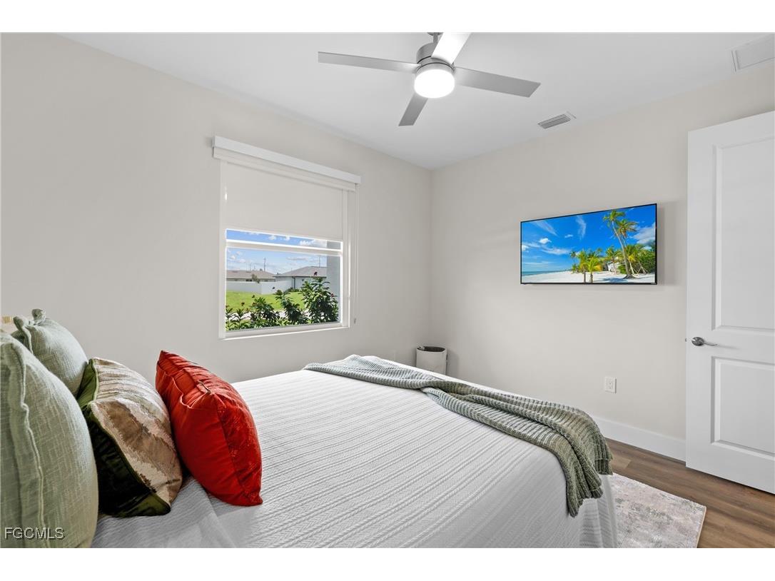 2016 NW 1st Avenue Cape Coral FL 33993 2025011194 image40