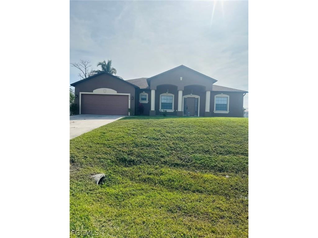 2016 SW 3rd Terrace Cape Coral FL 33991 2026004611 image2
