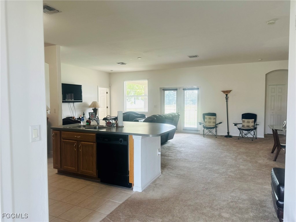 2016 SW 3rd Terrace Cape Coral FL 33991 2026004611 image8