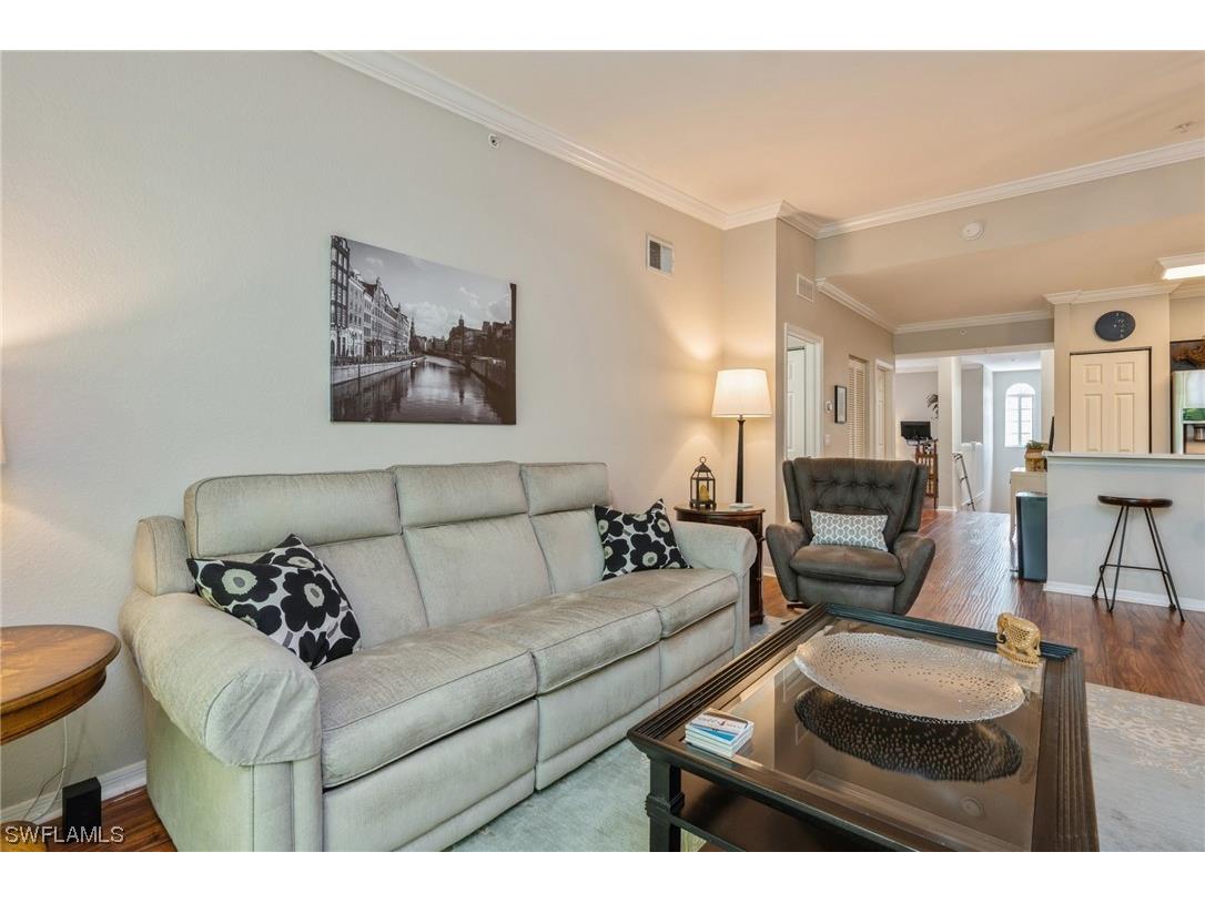 20160 Estero Gardens Circle #208 Estero FL 33928 223053073 image1