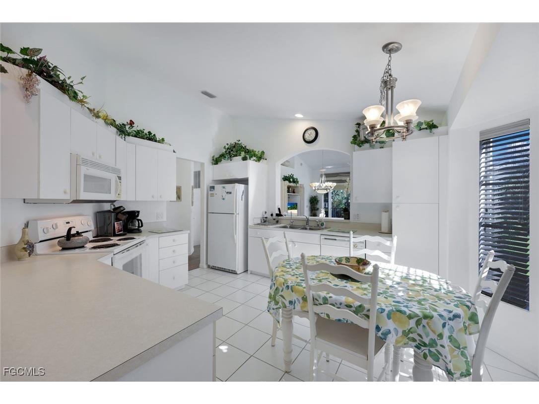 20161 Seagrove Street #108 Estero FL 33928 2025022648 image8