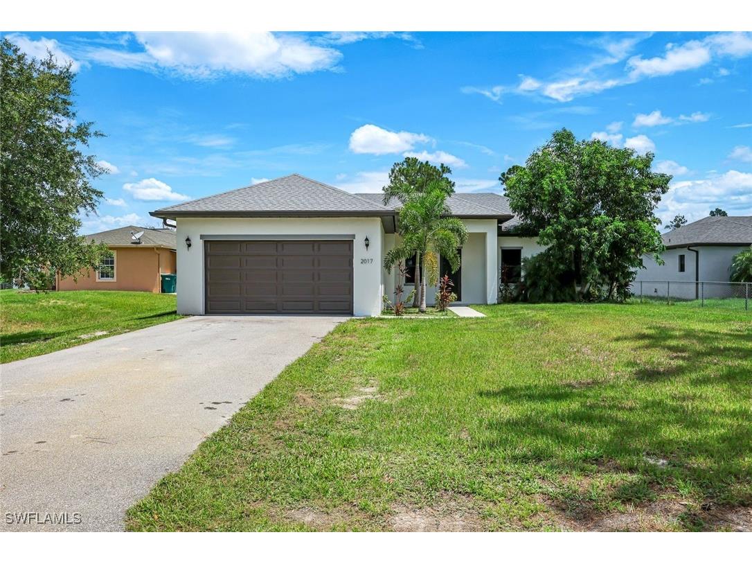 2017 47th Avenue NE Naples FL 34120 225058487 image1