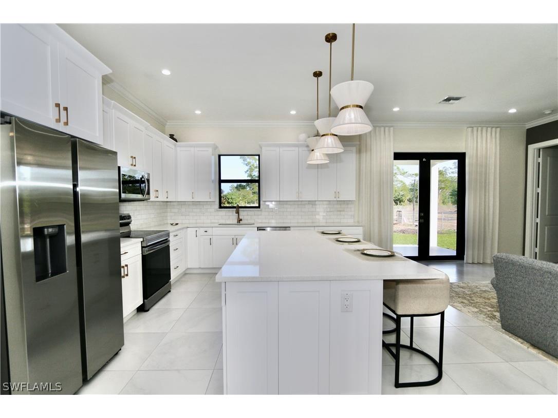 2017 47th Avenue NE Naples FL 34120 226011131 image3