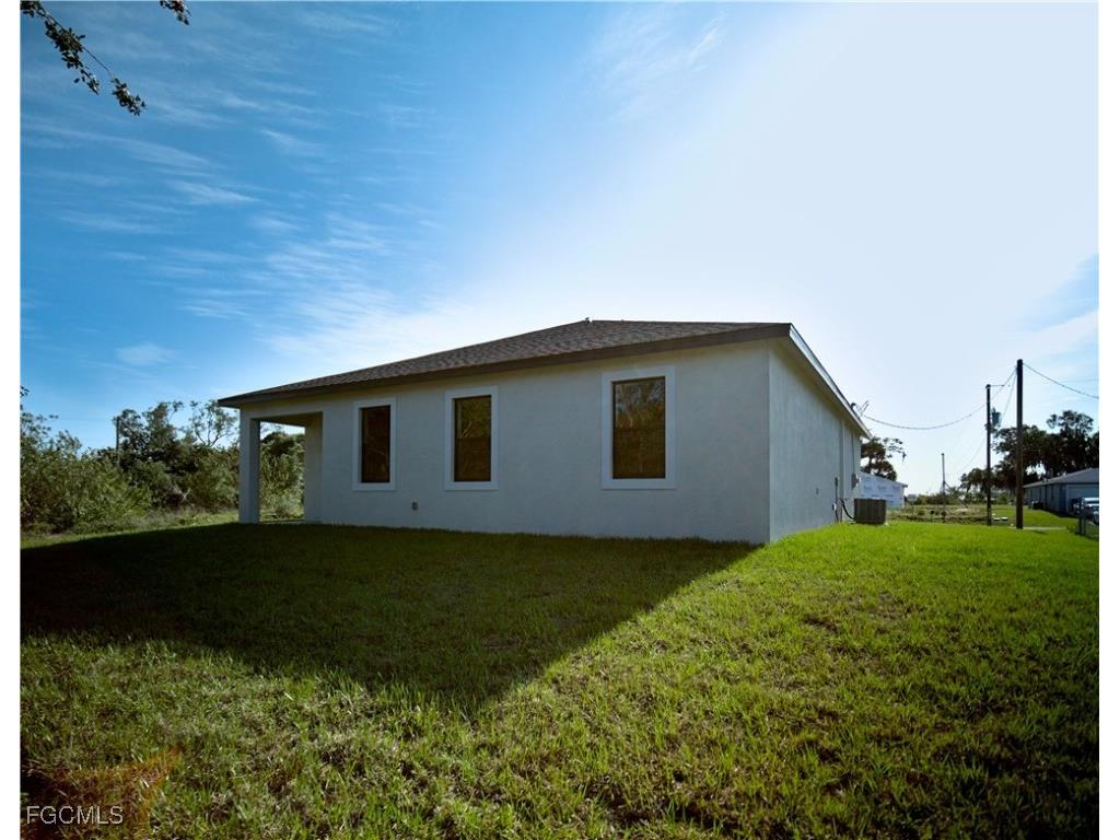 2017 Granada Road Labelle FL 33935 2025009949 image4