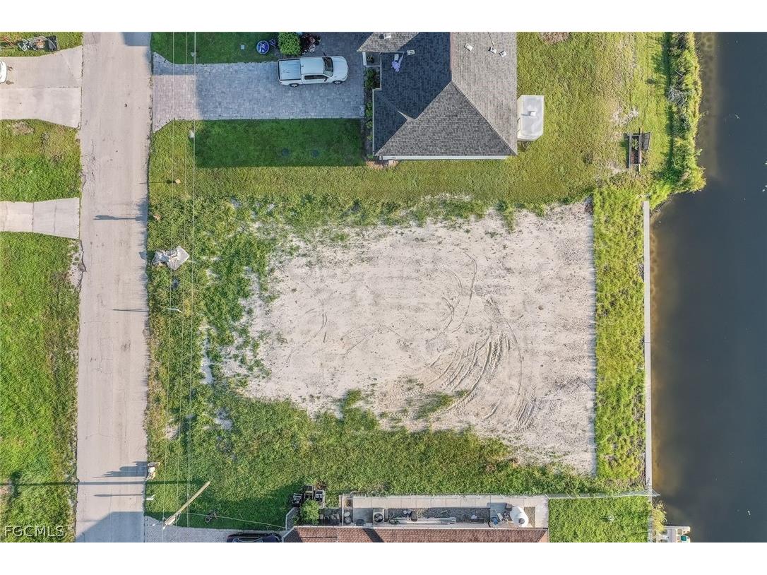2017 NE 10th Place Cape Coral FL 33909 2026010299 image11