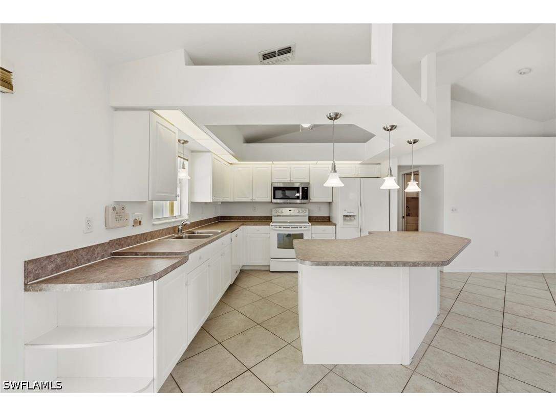 2017 NE 5th Place Cape Coral FL 33909 226018907 image15