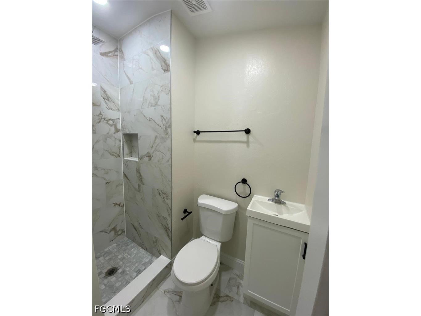 2017 NW 1st Avenue Cape Coral FL 33993 2026024827 image14