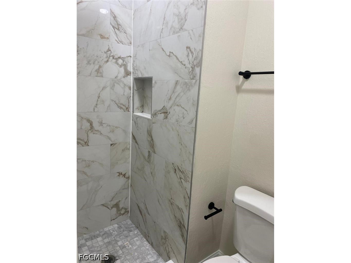 2017 NW 1st Avenue Cape Coral FL 33993 2026024827 image15