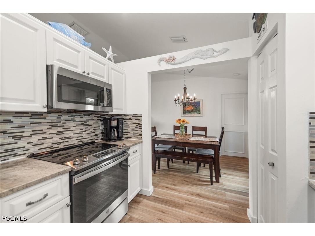 2017 NW 7th Street Cape Coral FL 33993 2026025275 image9
