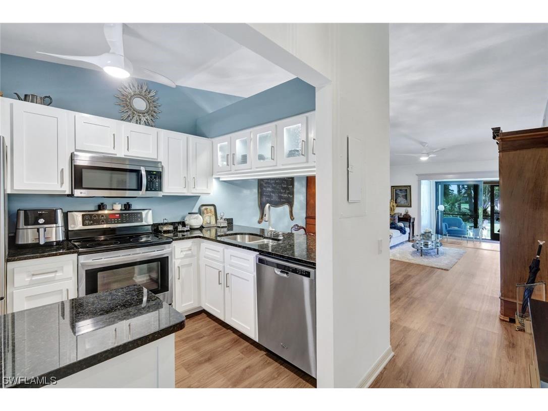 2017 Pine Isle Lane #2017 Naples FL 34112 224016182 image1