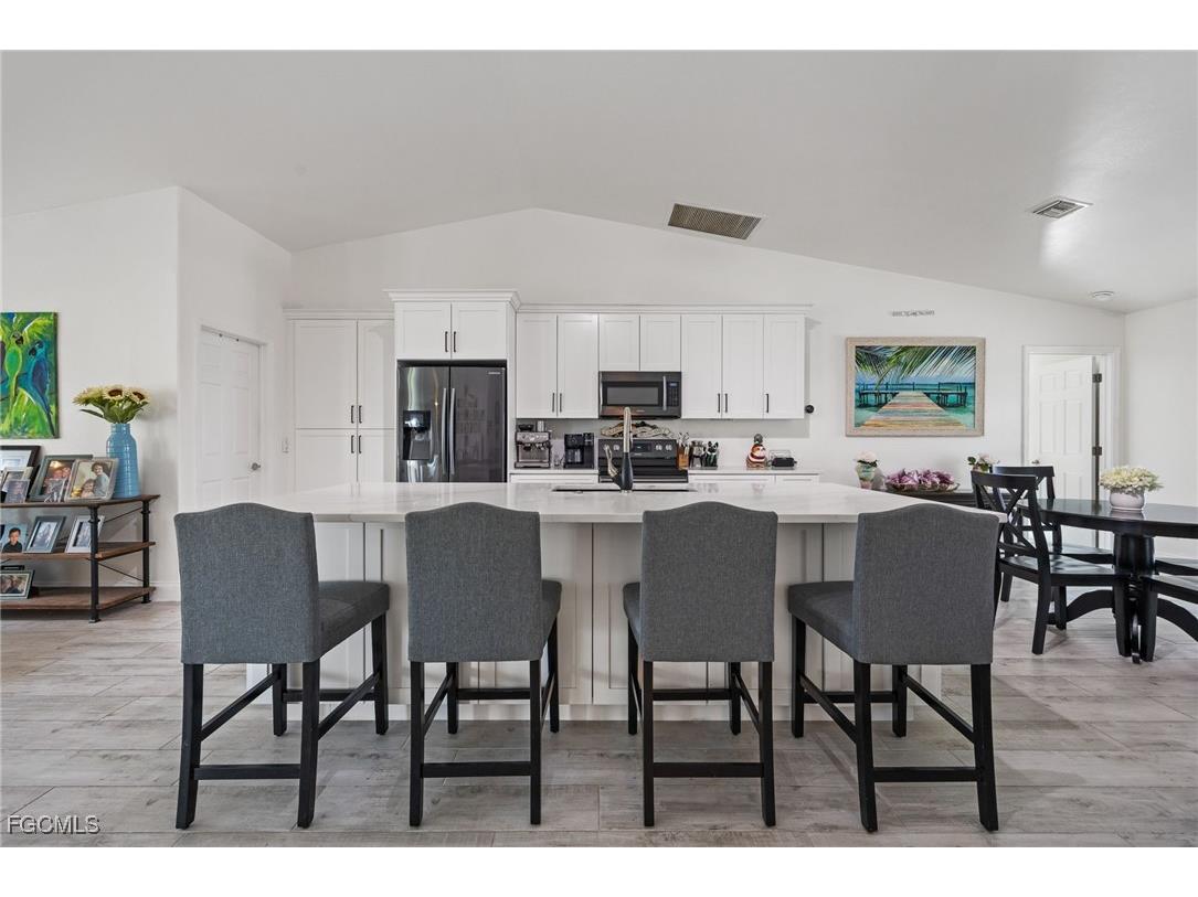 2017 SE 17th Place Cape Coral FL 33990 2025008609 image16