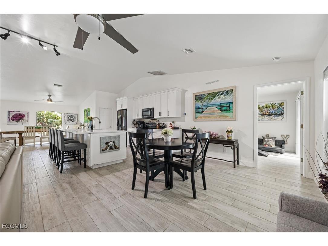 2017 SE 17th Place Cape Coral FL 33990 2025008609 image19