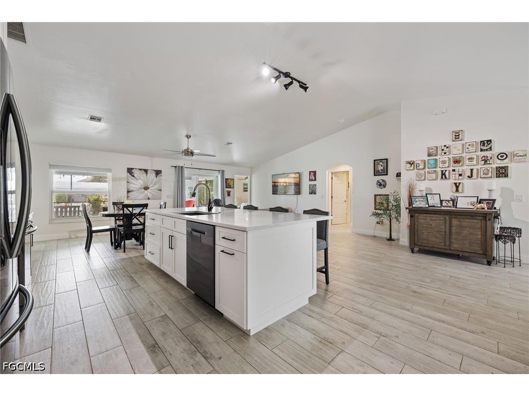 2017 SE 17th Place Cape Coral FL 33990 2026023428 image12