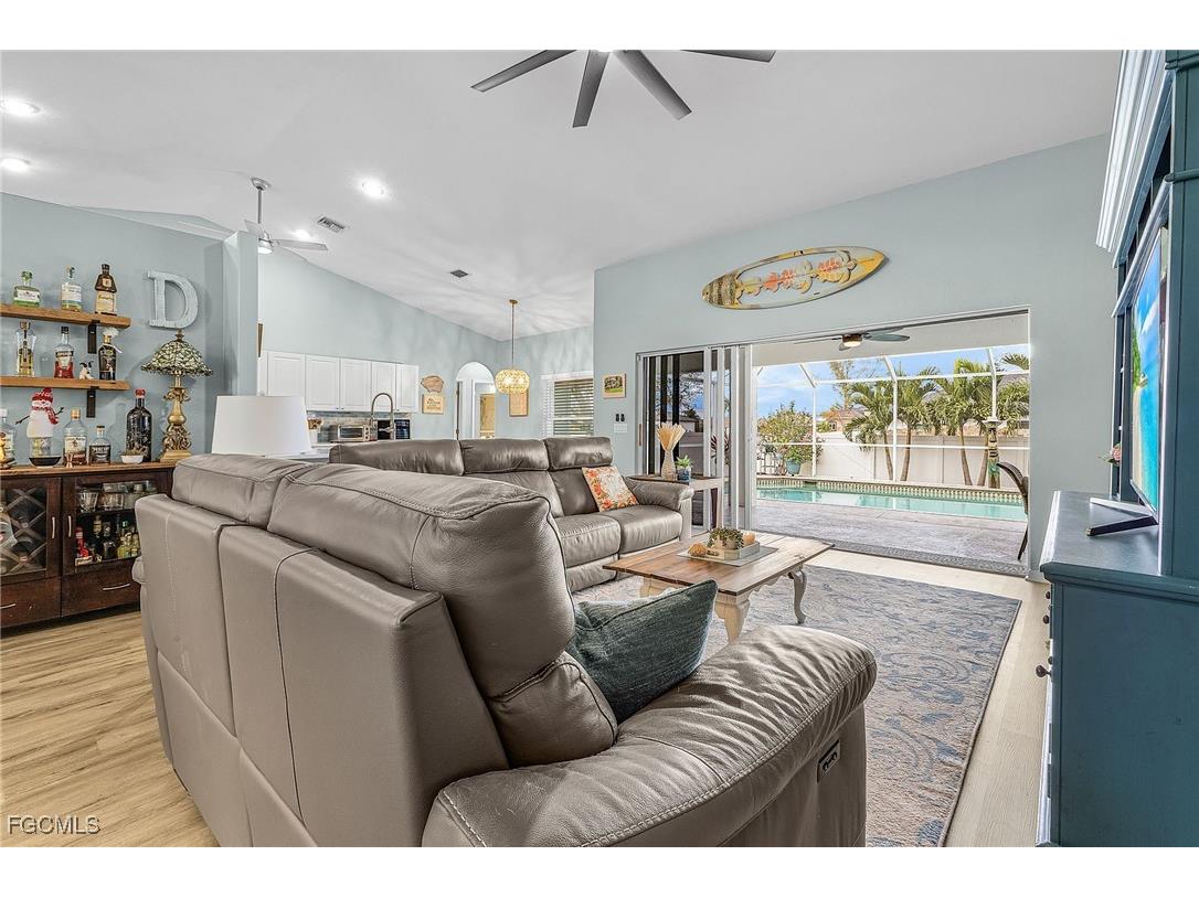 2017 SW 30th Street Cape Coral FL 33914 2026002110 image16