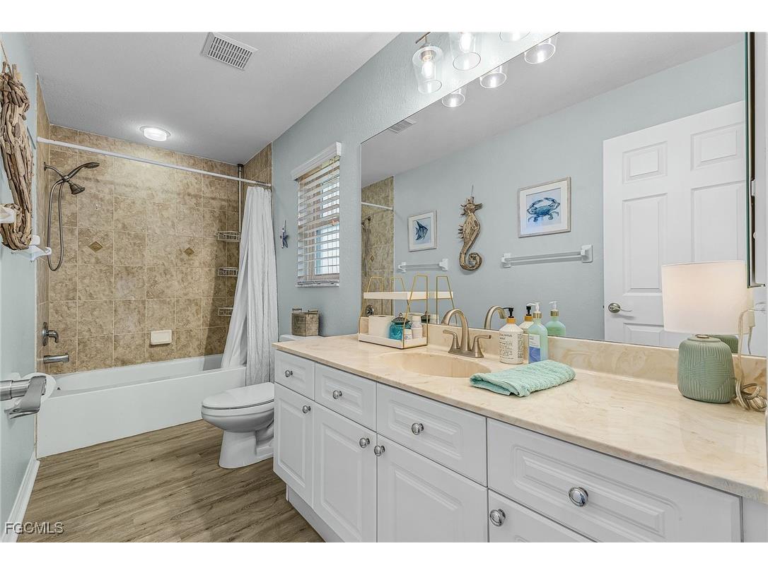 2017 SW 30th Street Cape Coral FL 33914 2026002110 image19