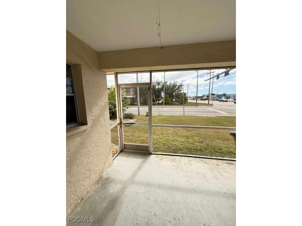 2017 Santa Barbara Boulevard Cape Coral FL 33991 2025025153 image5