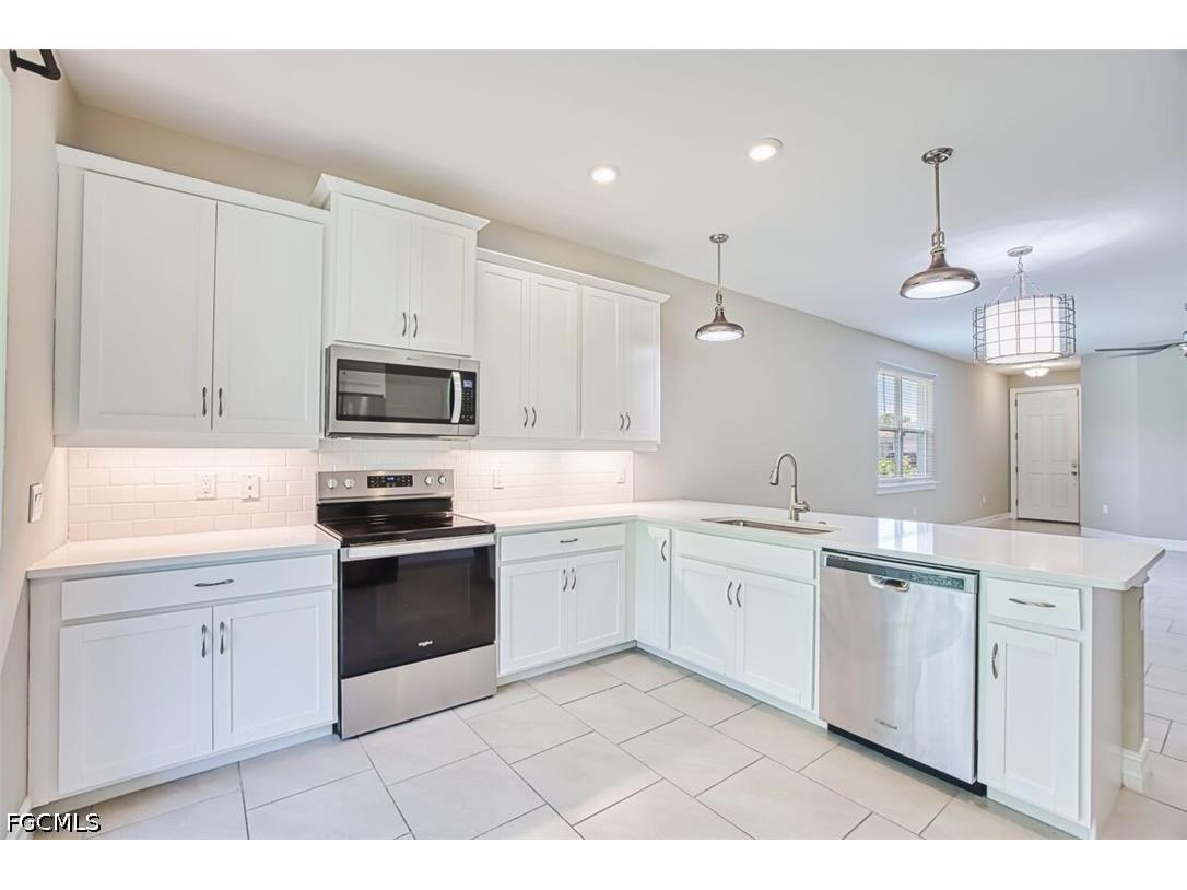 2017 Summersweet Drive Alva FL 33920 2026016824 image11