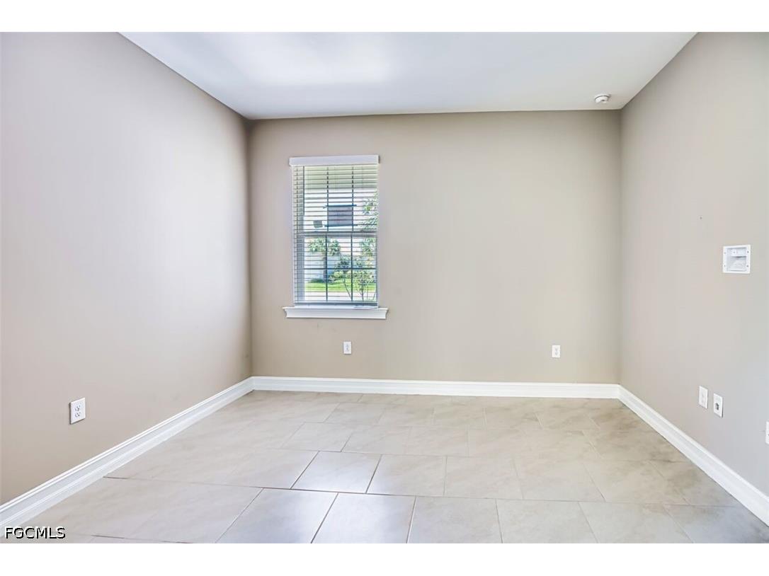 2017 Summersweet Drive Alva FL 33920 2026016824 image5