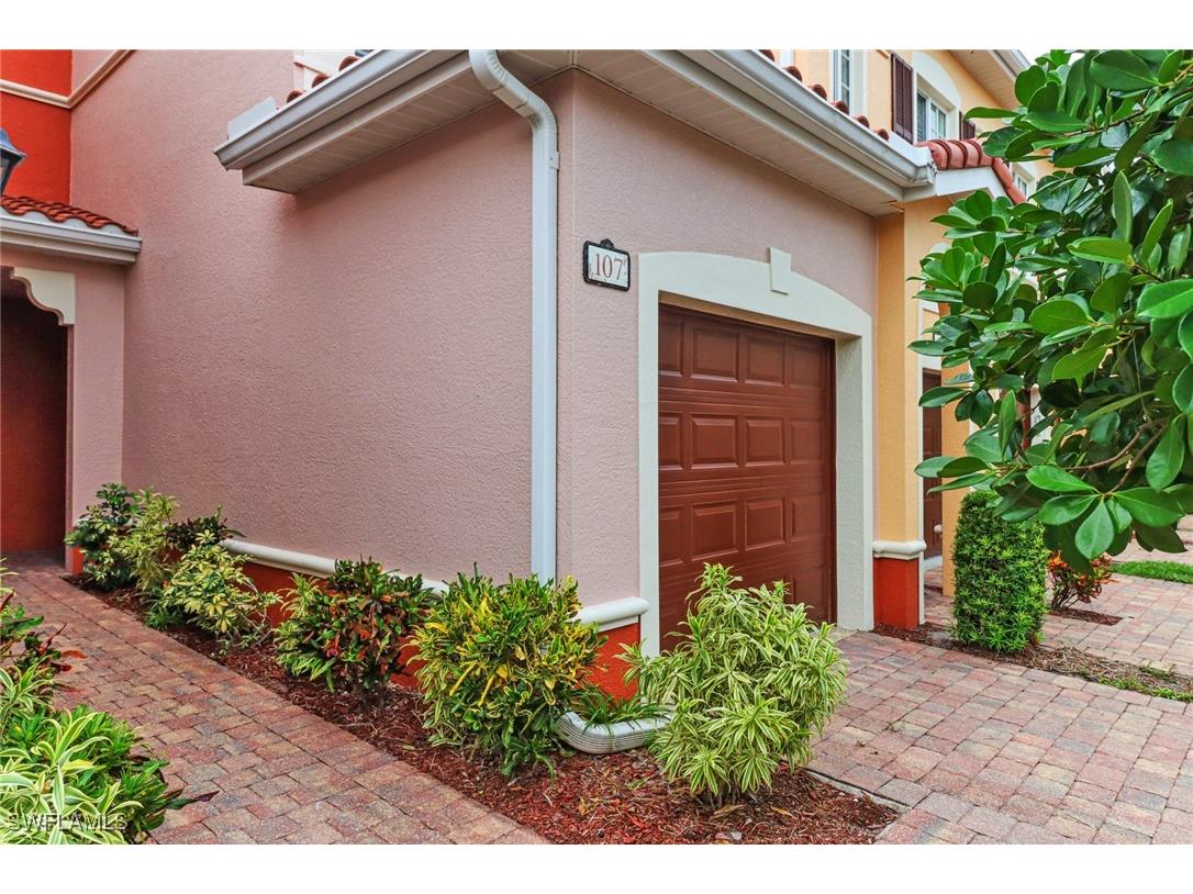 20170 Estero Gardens Circle #107 Estero FL 33928 225069693 image2