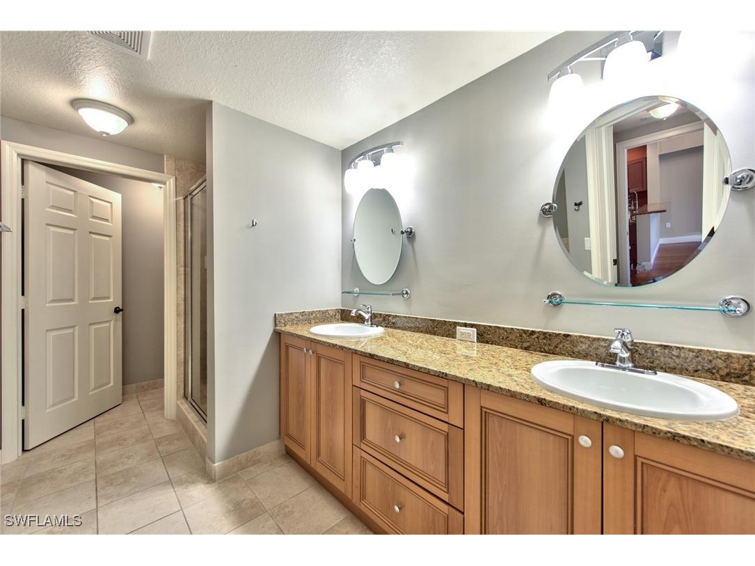 20170 Estero Gardens Circle #207 Estero FL 33928 225083326 image12