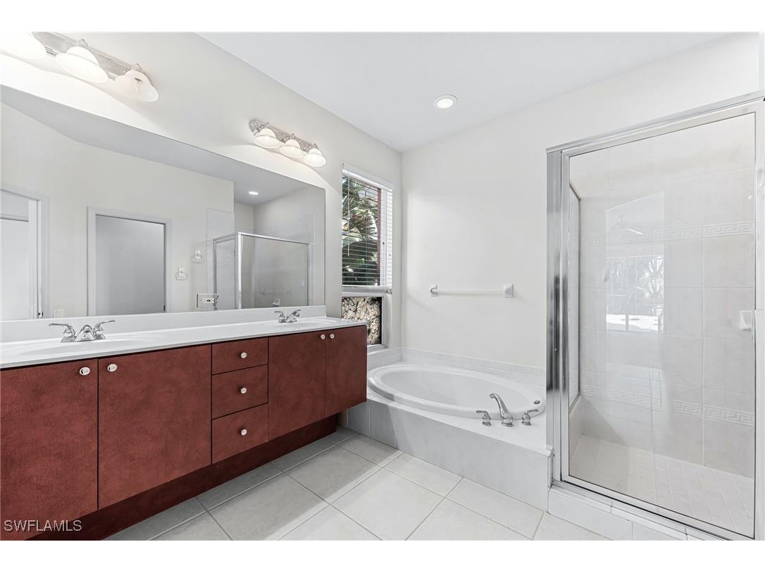 20171 Eagle Glen Way Estero FL 33928 225077464 image16