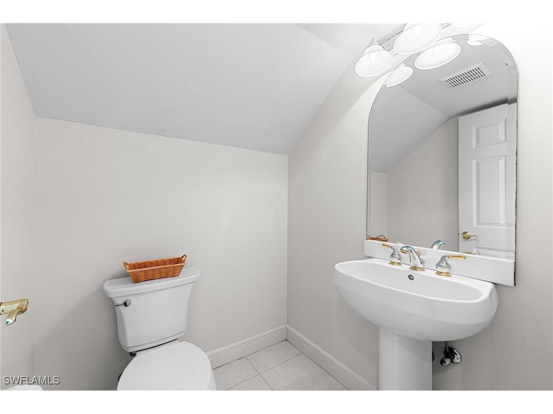 20171 Eagle Glen Way Estero FL 33928 225077464 image18