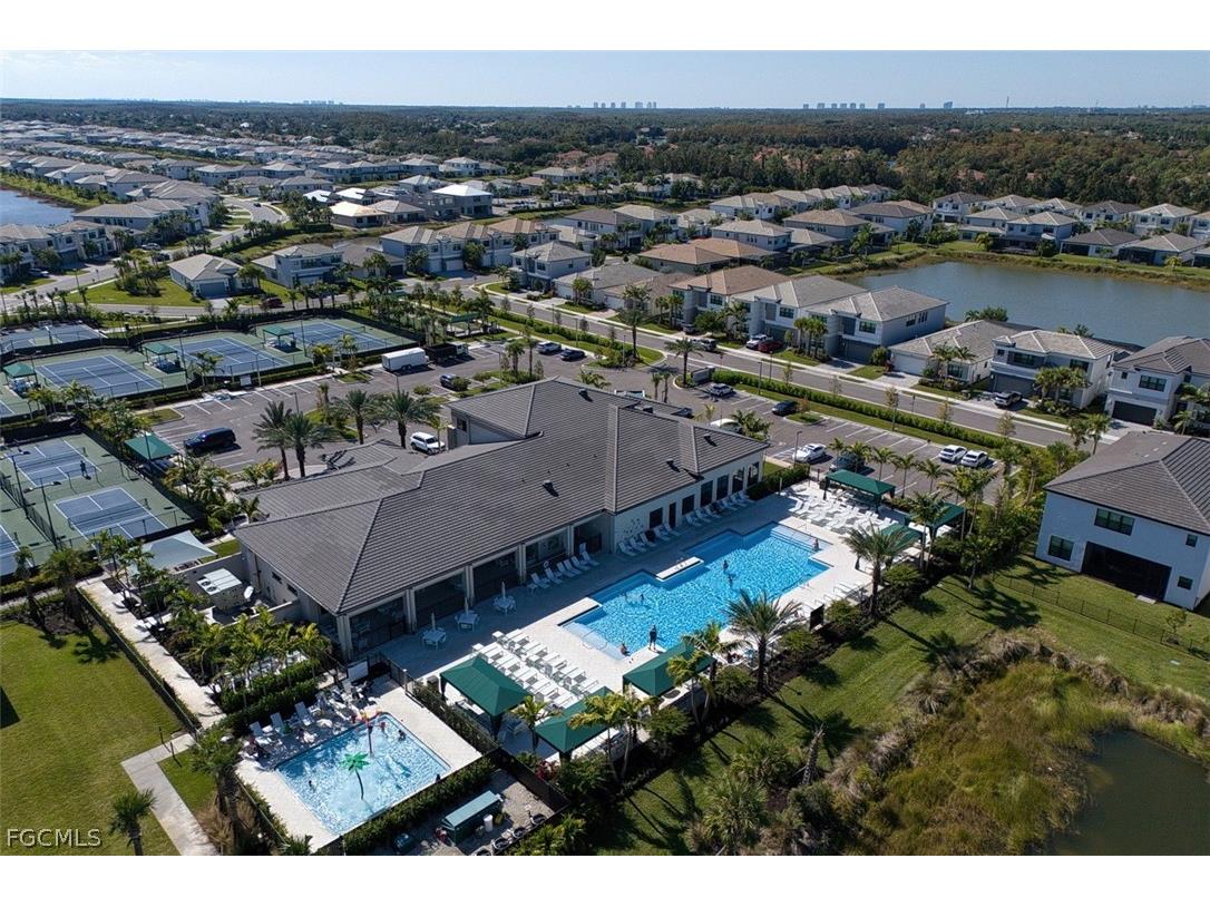 20176 Camellia Crosse Lane Estero FL 33928 2026010855 image37