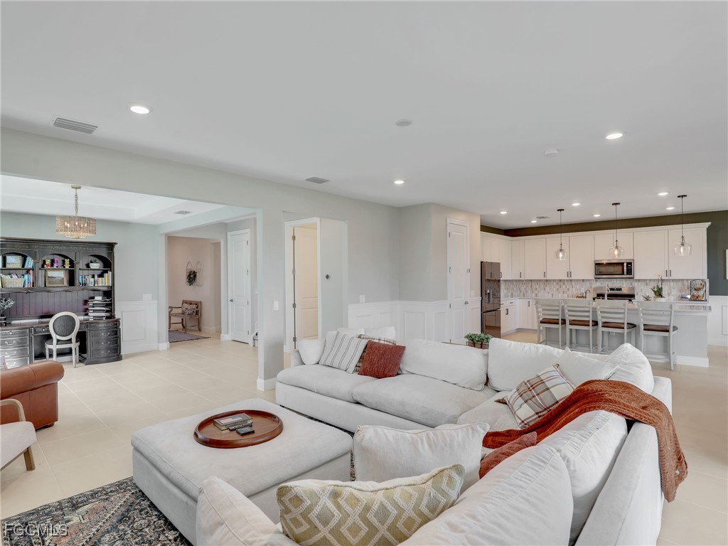 20179 Napa Loop Estero FL 33928 2025006705 image7