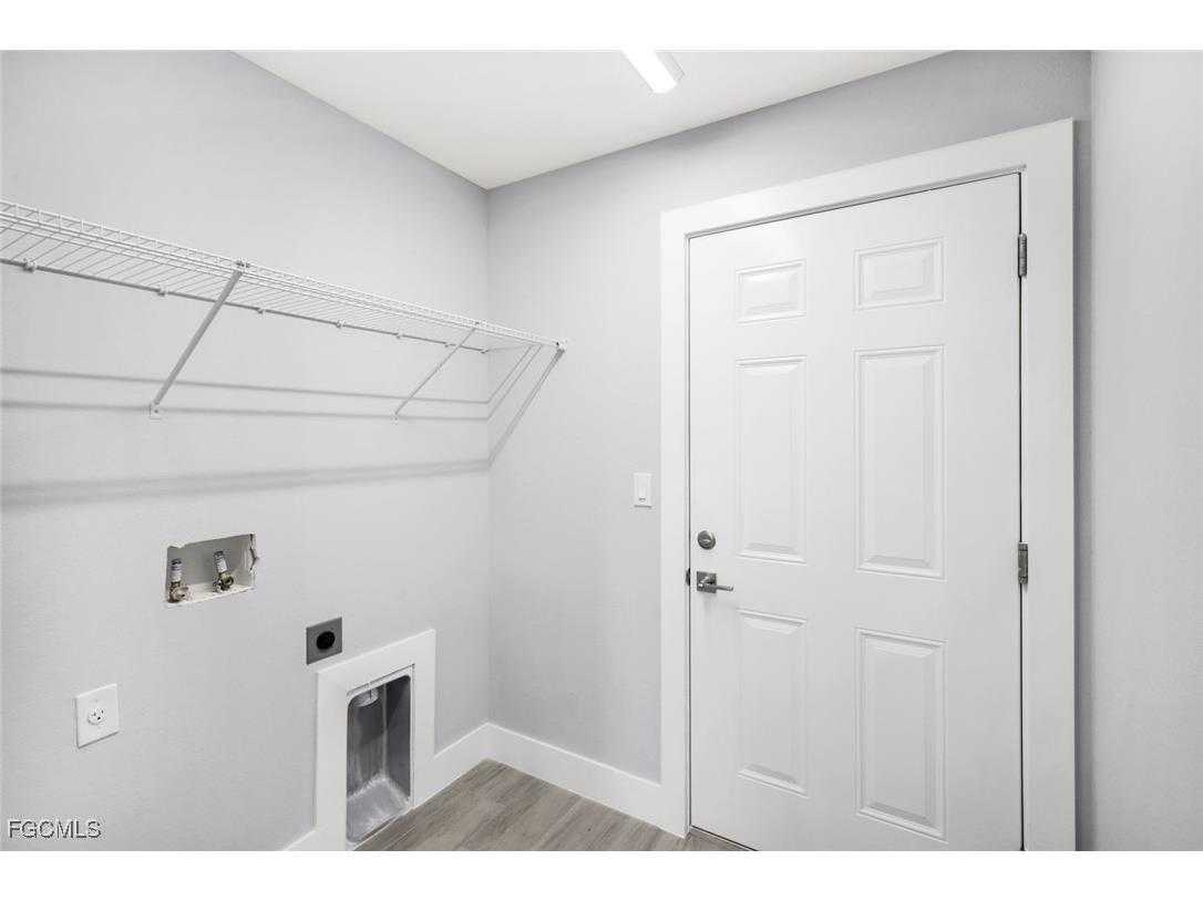 2018 NE 33rd Lane Cape Coral FL 33909 2025005887 image23