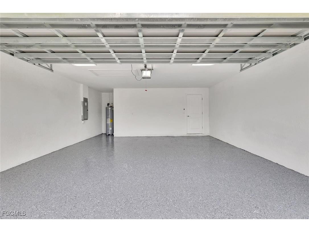 2018 NE 33rd Lane Cape Coral FL 33909 2025005887 image25