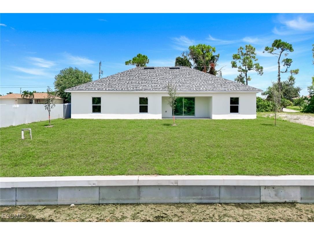 2018 NE 33rd Lane Cape Coral FL 33909 2025005887 image5