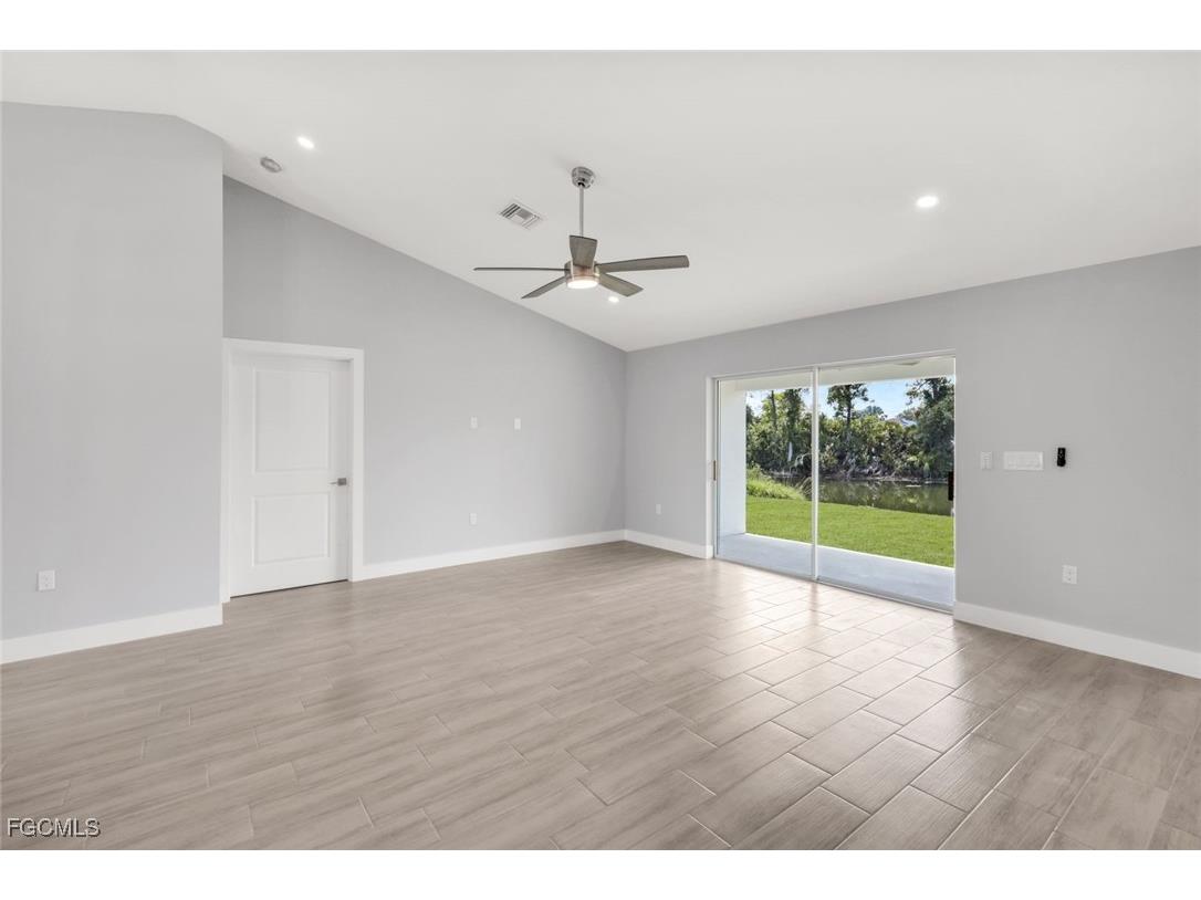 2018 NE 33rd Lane Cape Coral FL 33909 2025005887 image9