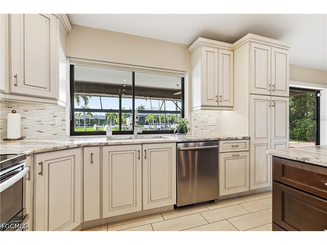 2018 SE 29th Street Cape Coral FL 33904 2026017831 image17
