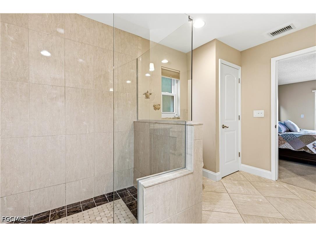 2018 SE 29th Street Cape Coral FL 33904 2026017831 image31