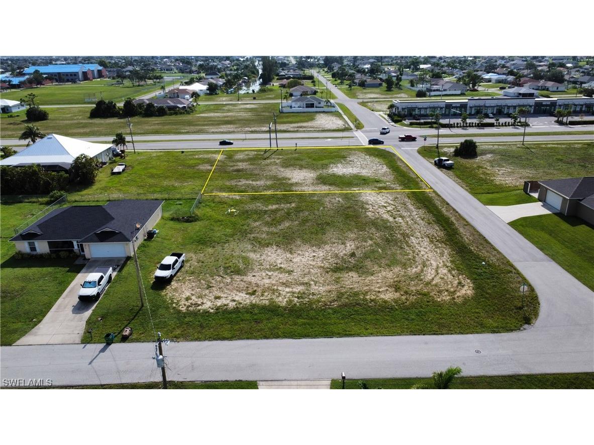 2018 Skyline Boulevard Cape Coral FL 33991 223064375 image1