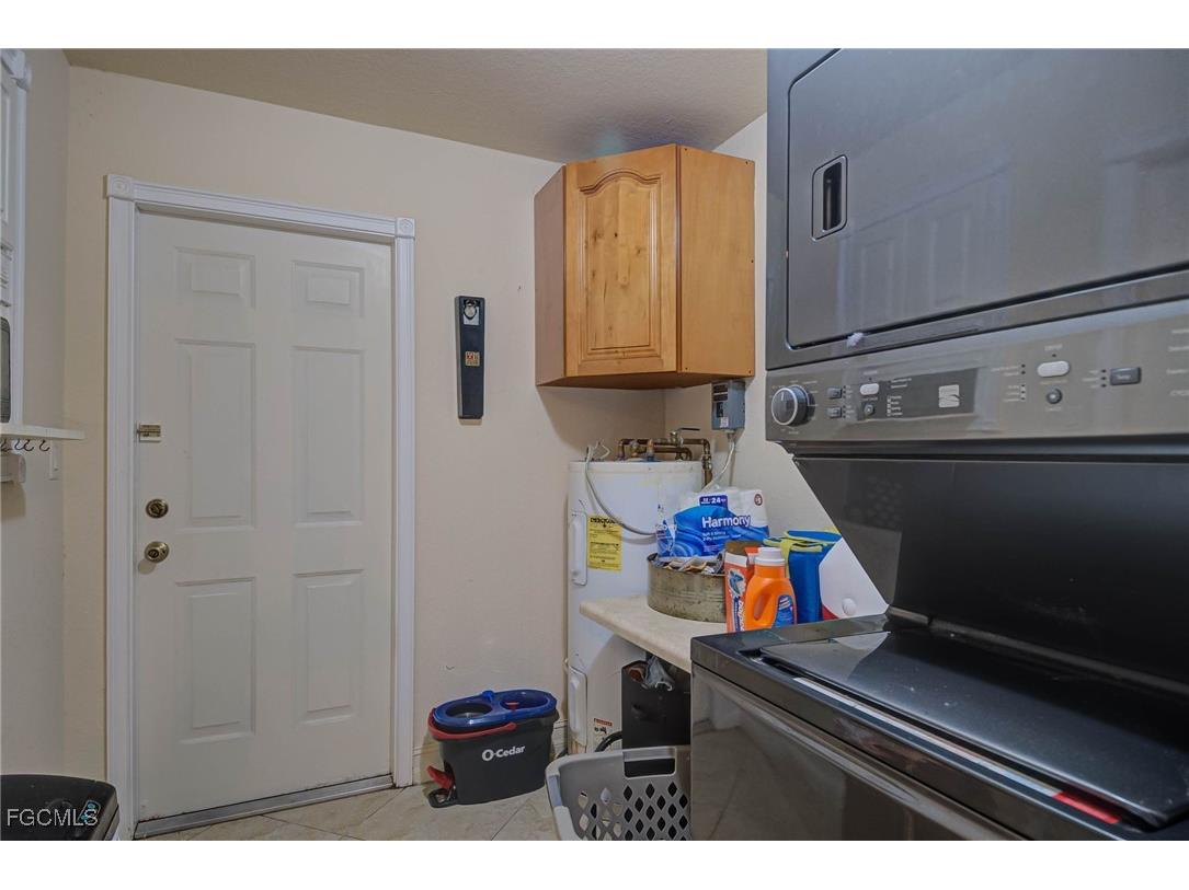 2019 Clarke Avenue Fort Myers FL 33905 2025014575 image16