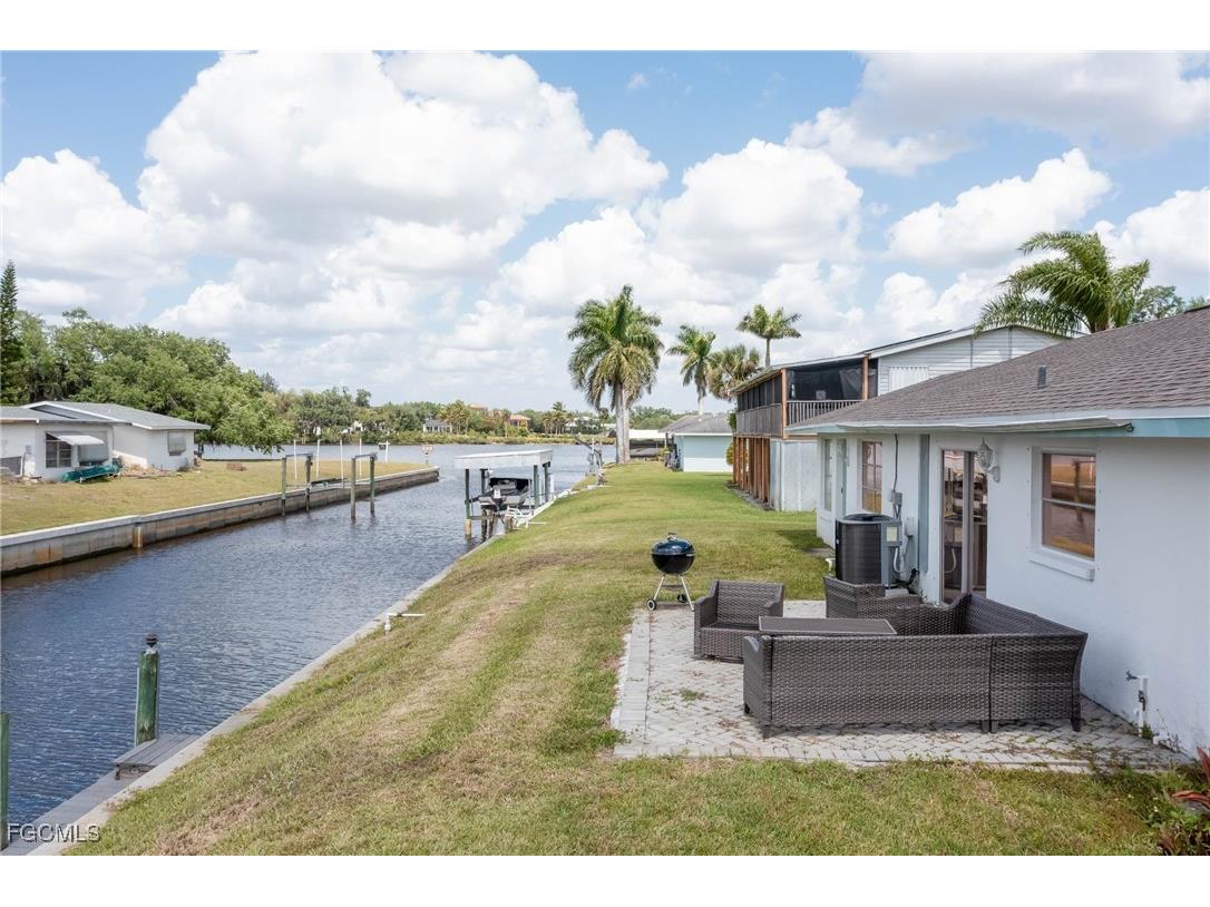 2019 Clarke Avenue Fort Myers FL 33905 2025014575 image19