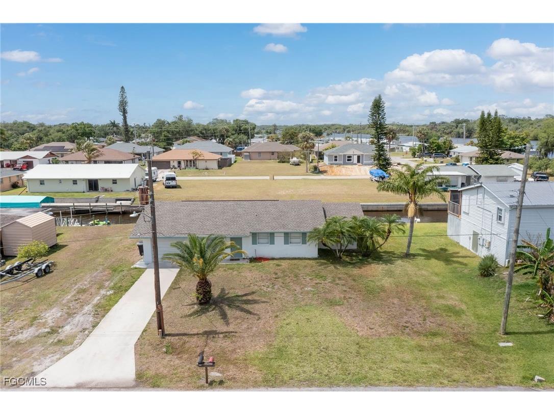 2019 Clarke Avenue Fort Myers FL 33905 2025014575 image2