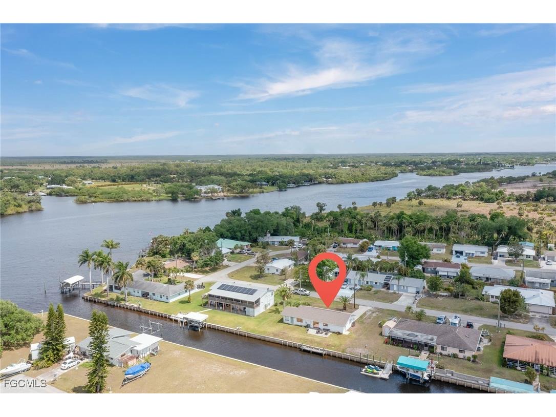 2019 Clarke Avenue Fort Myers FL 33905 2025014575 image21